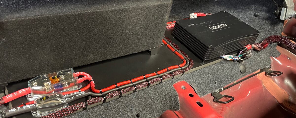 Clean Amplifier Rack Wiring