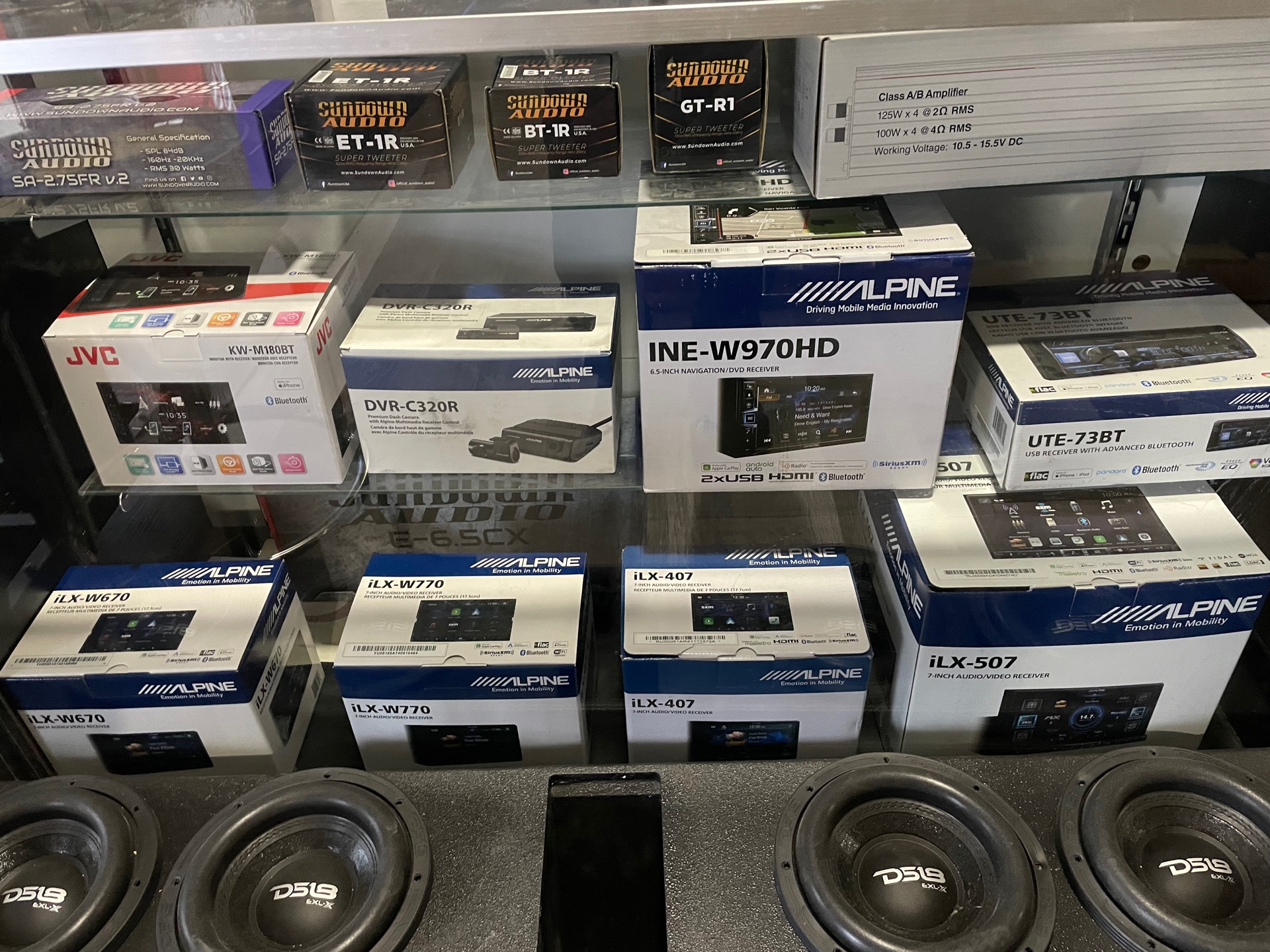 Head Unit & Amplifier Display